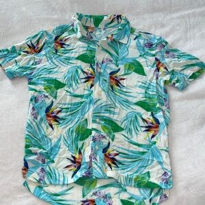 Wonder Nation Boys Short Sleeve Button Down Tropical Print Shirt Size XS (4/5)